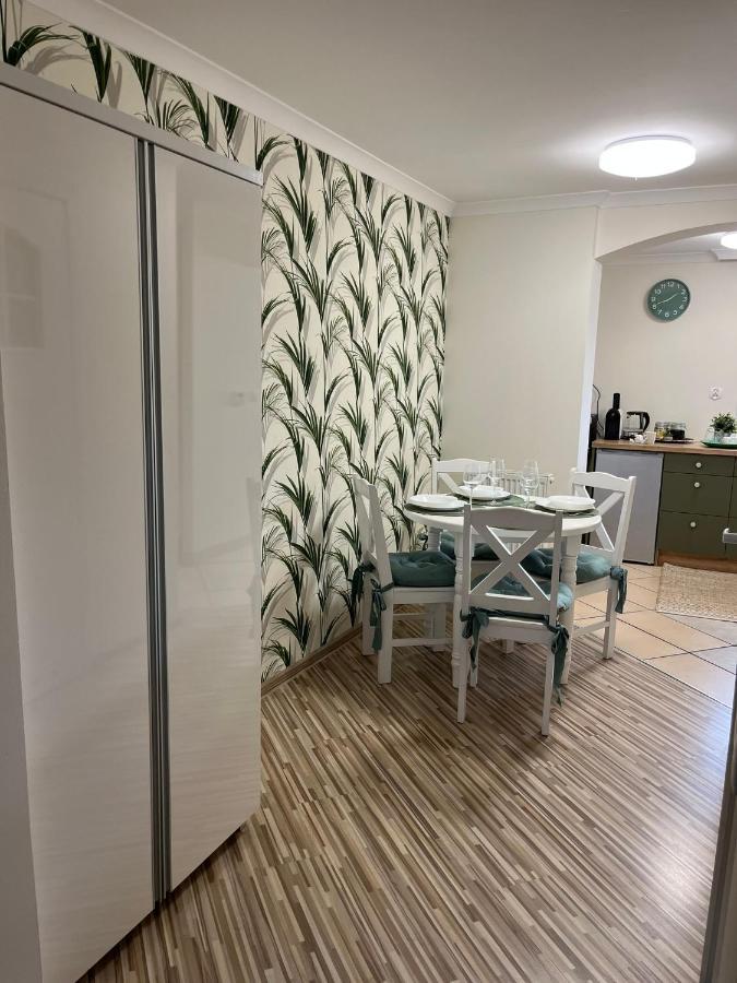 Apartament Na Starowce Boho Pština Exteriér fotografie